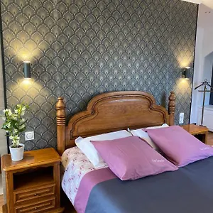  Bed & Breakfast Domaine De La Provencale